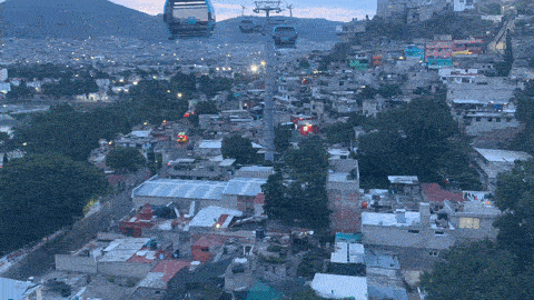 Riding the Cablebus over Mexico City