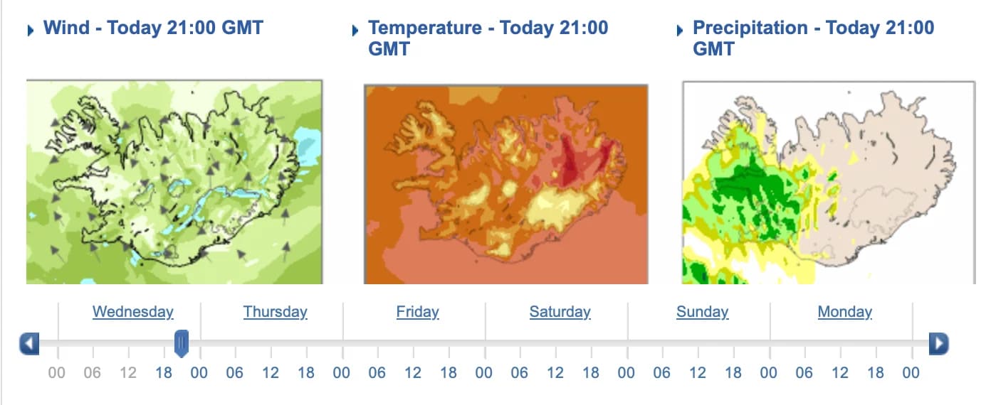 Weather and cloud forecasts used during an aurora hunt