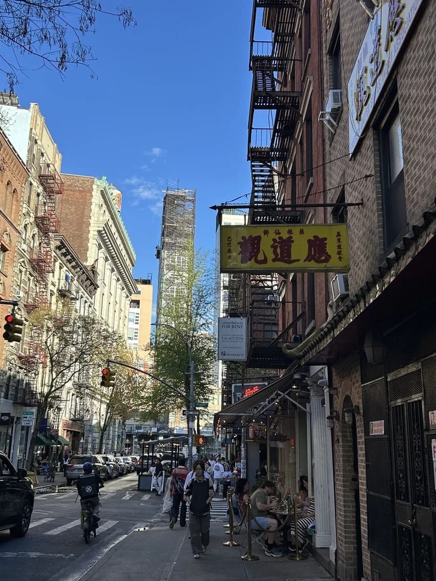 A lively street in Manhattan’s Chinatown