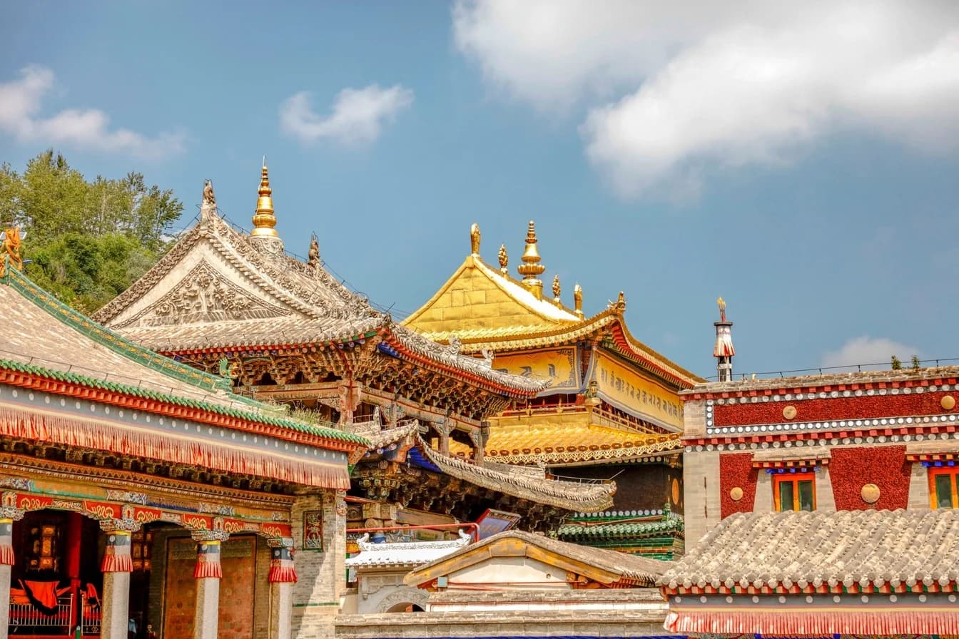 Tibetan and Han architecture at Ta'er Temple