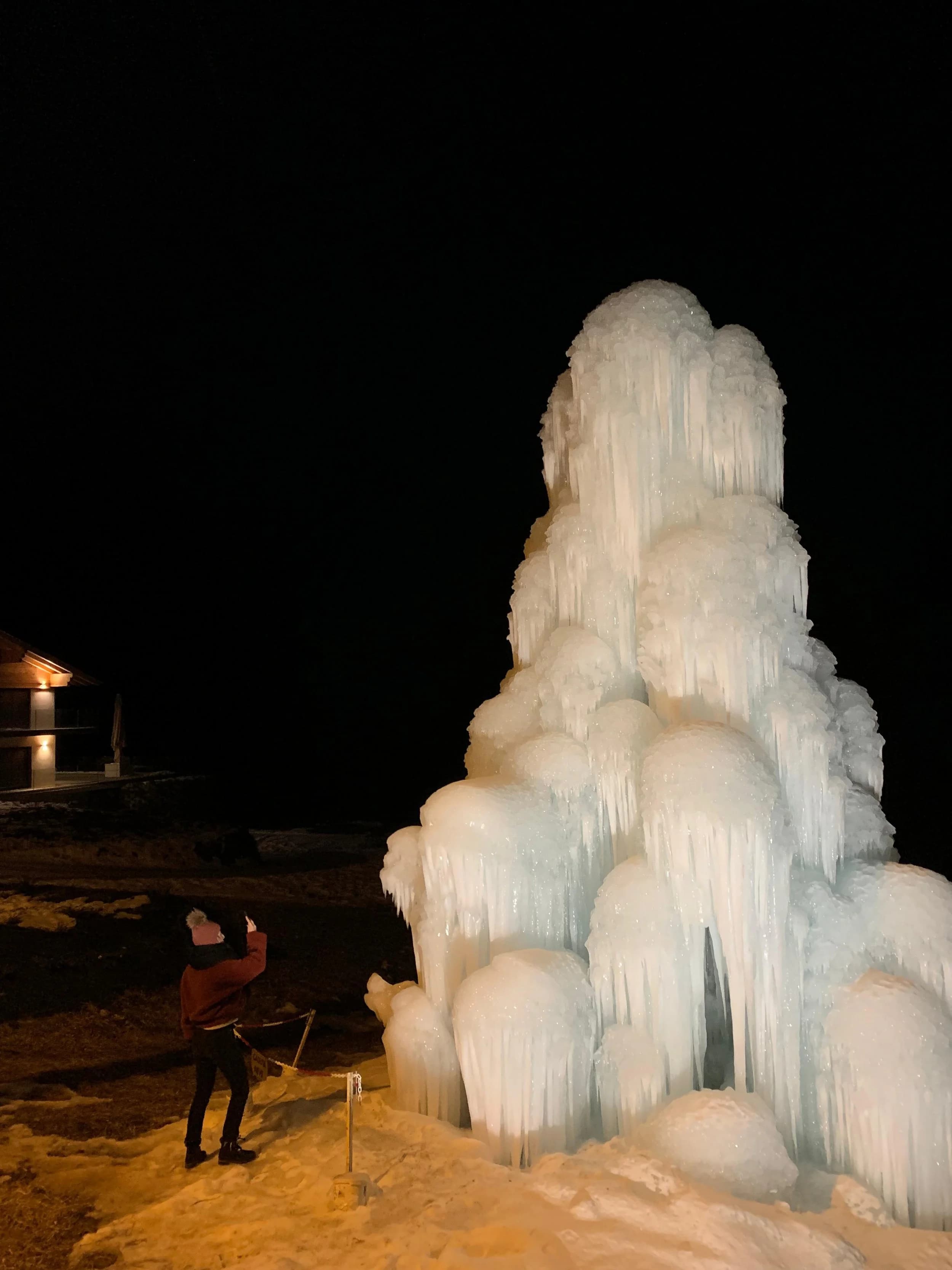 Frozen snow fountain in Sappada