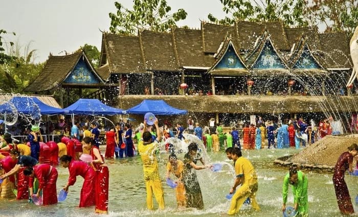 Dai people’s Water Splashing Festival