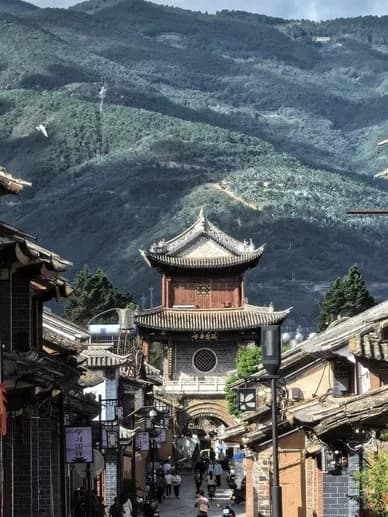 A view over Dali Old Town — image from WanderChina