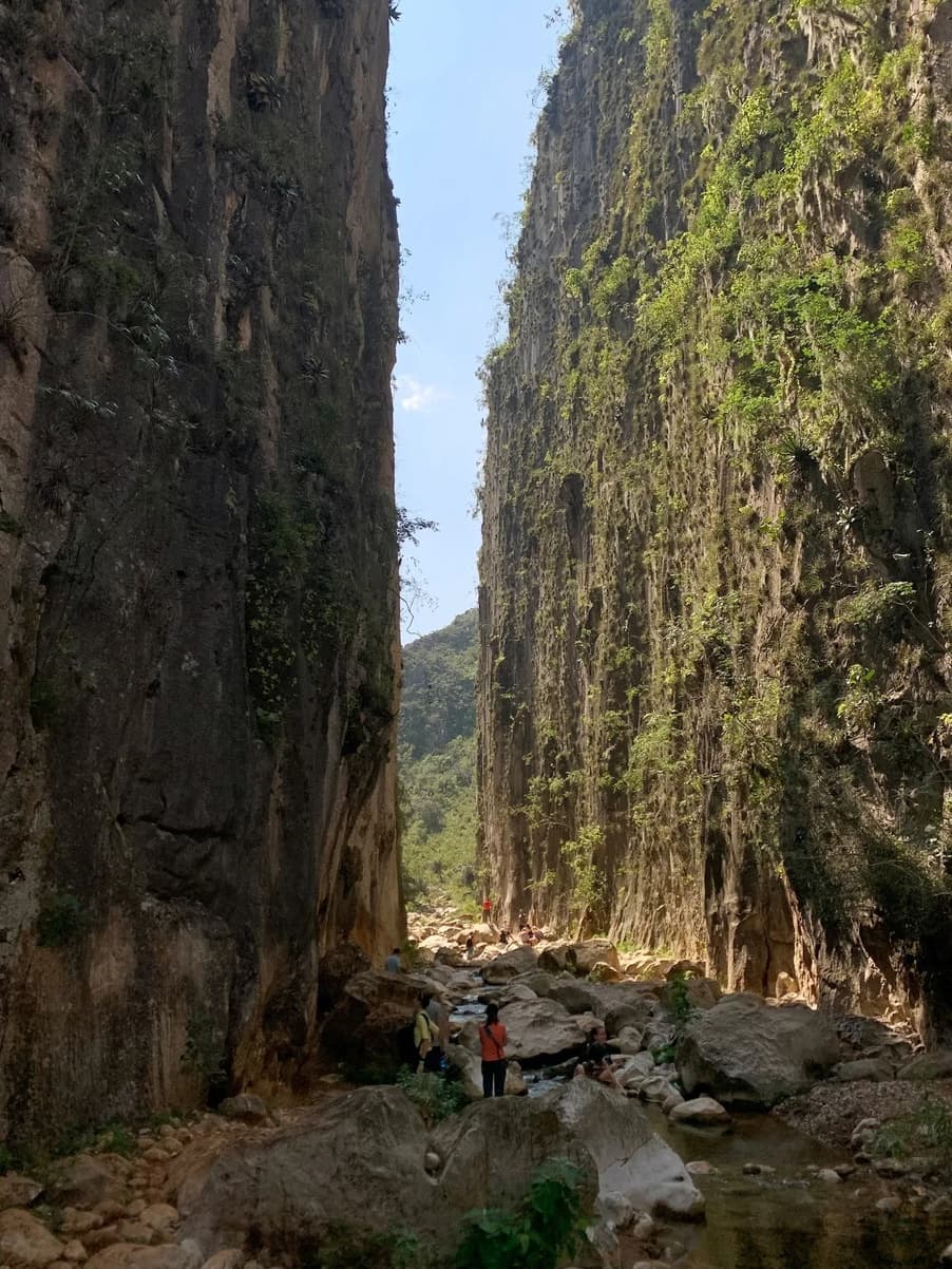 Hike to the Legendary Apoala Waterfalls near Oaxaca gallery image 4