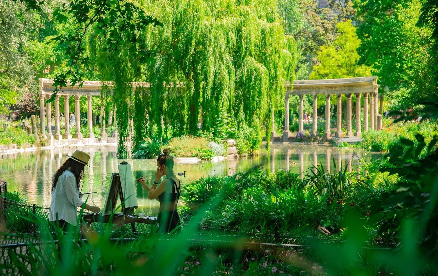 Tour Paris like an Art Historian